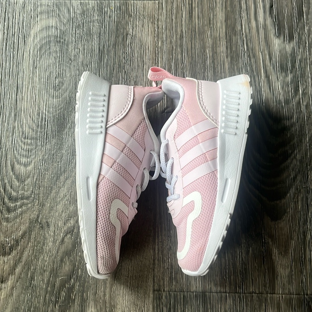 Toddler shoes size 8 adidas